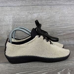 A’Rcopedico LS Knit Women's Sz 7-7.5/EU 38 Cream Brown Black Lace Up Sneakers